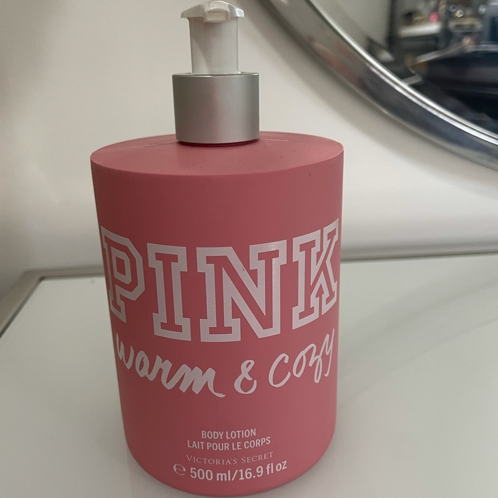 Victoria’s Secret Pink Warm and Cozy body lotion
